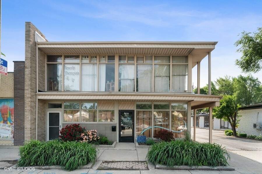 10725 S Western Avenue, Chicago, IL 60643 MLS 11711132 properties