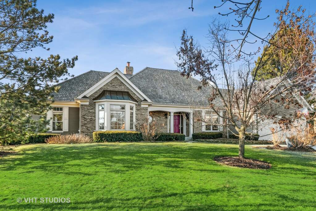 6427 Locust Lane, Libertyville, IL 60048 MLS 11714698 properties