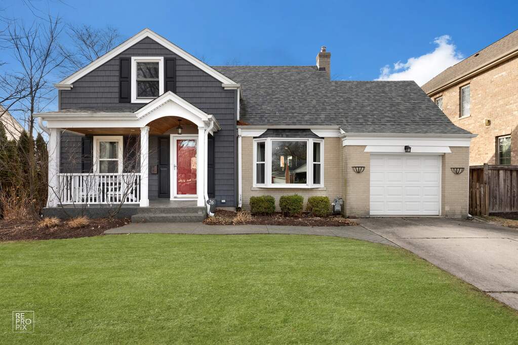 26 Mohawk Drive, Clarendon Hills, IL 60514 MLS 11715412