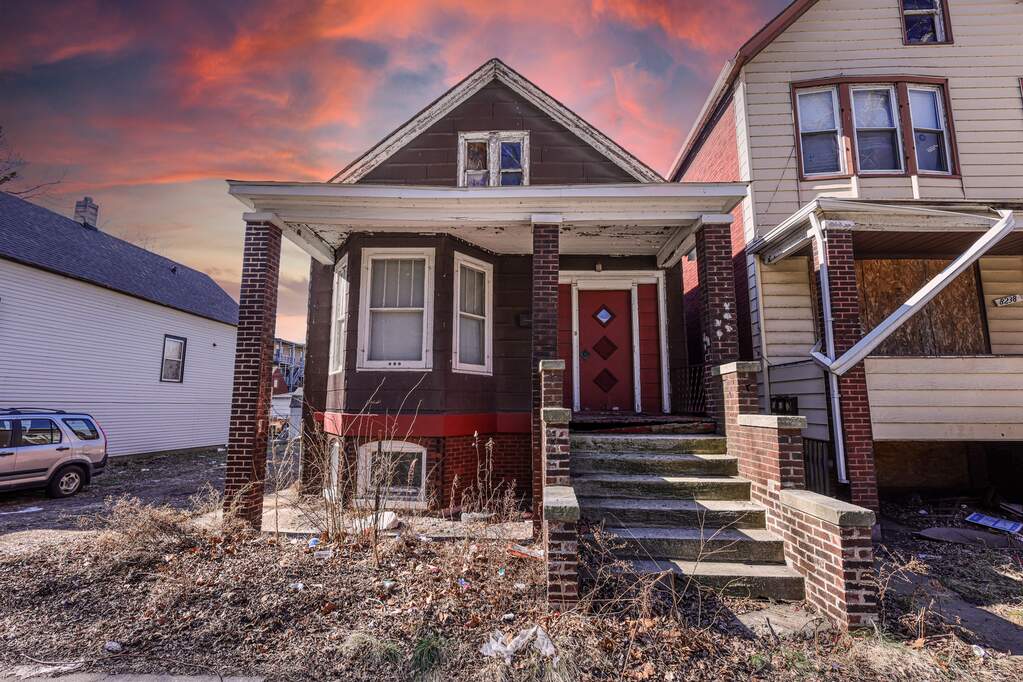 8240 S South Shore Drive, Chicago, IL 60617 MLS 11719906