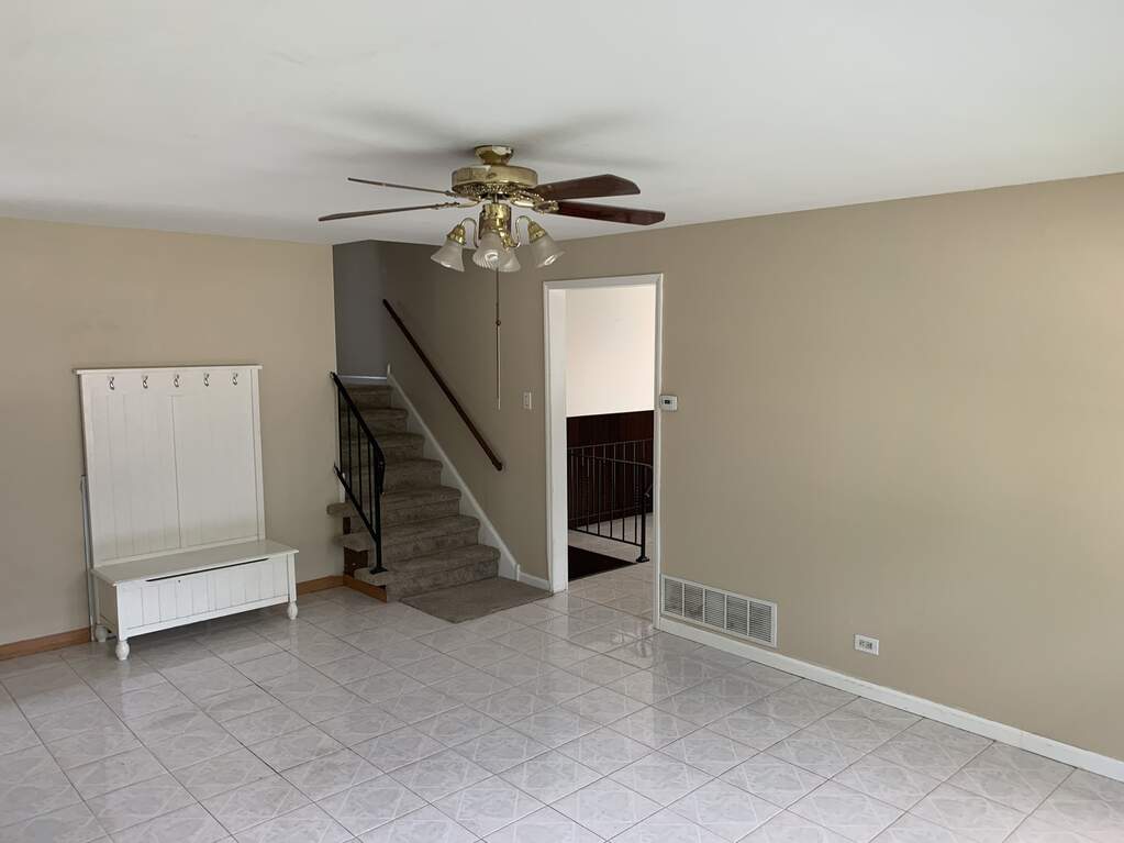 2165 N Westmoreland Drive, Palatine, IL 60074 MLS 11724055