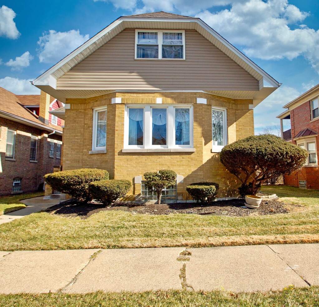 8147 S Paxton Avenue, Chicago, IL 60617 MLS 11724198 properties