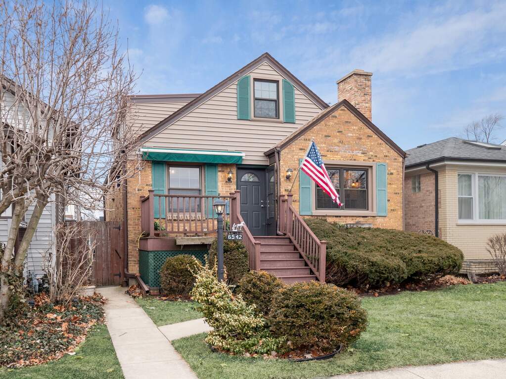 6542 N Oxford Avenue, Chicago, IL 60631 MLS 11724604 properties