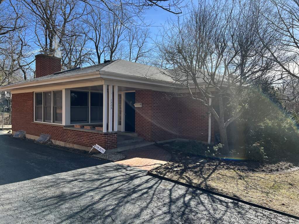 1505 Willow Street, Lake Forest, IL 60045 MLS 11725163 properties