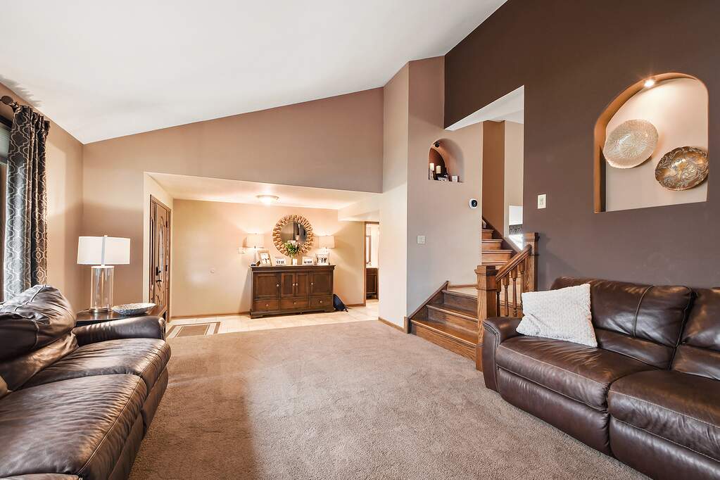 17407 Mulberry Avenue, Tinley Park, IL 60487 MLS 11725887