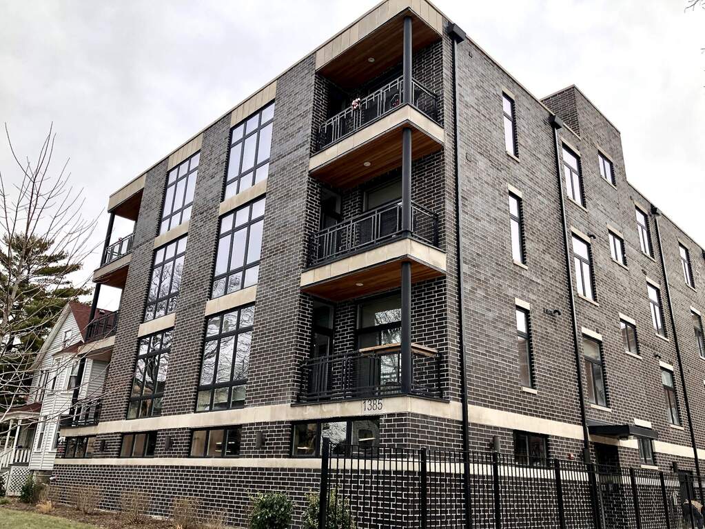 1385 Brown Street 402, Des Plaines, IL 60016 MLS 11726312