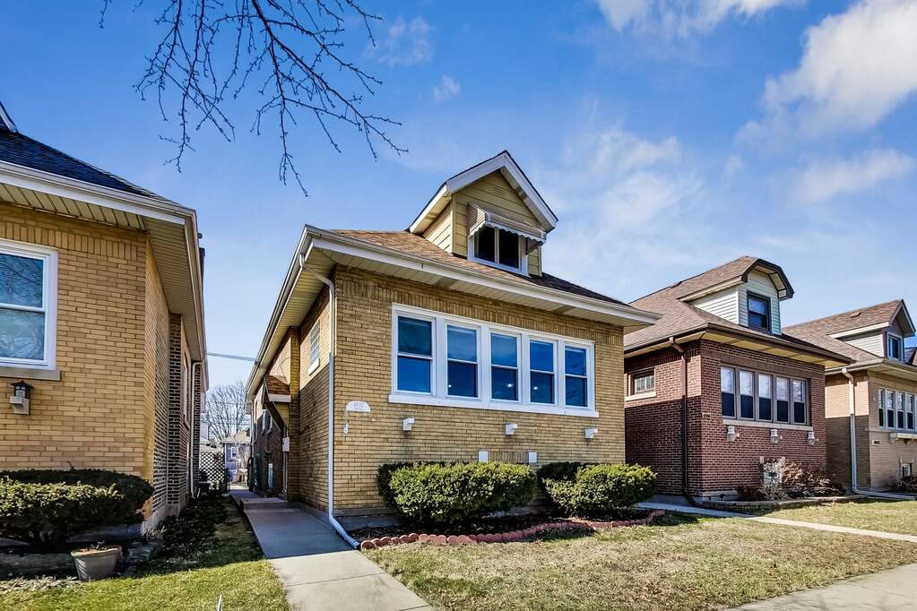 4832 N Melvina Avenue, Chicago, IL 60630 MLS 11731598 properties