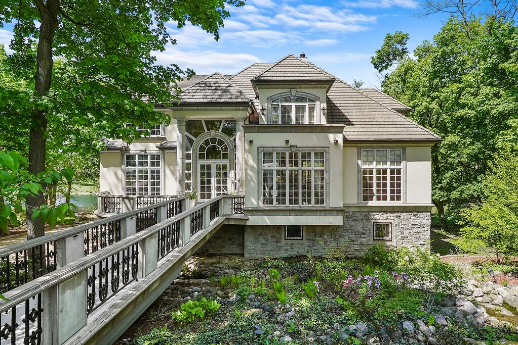 912 Saint Stephens Green, Oak Brook, IL 60523 MLS 11732412