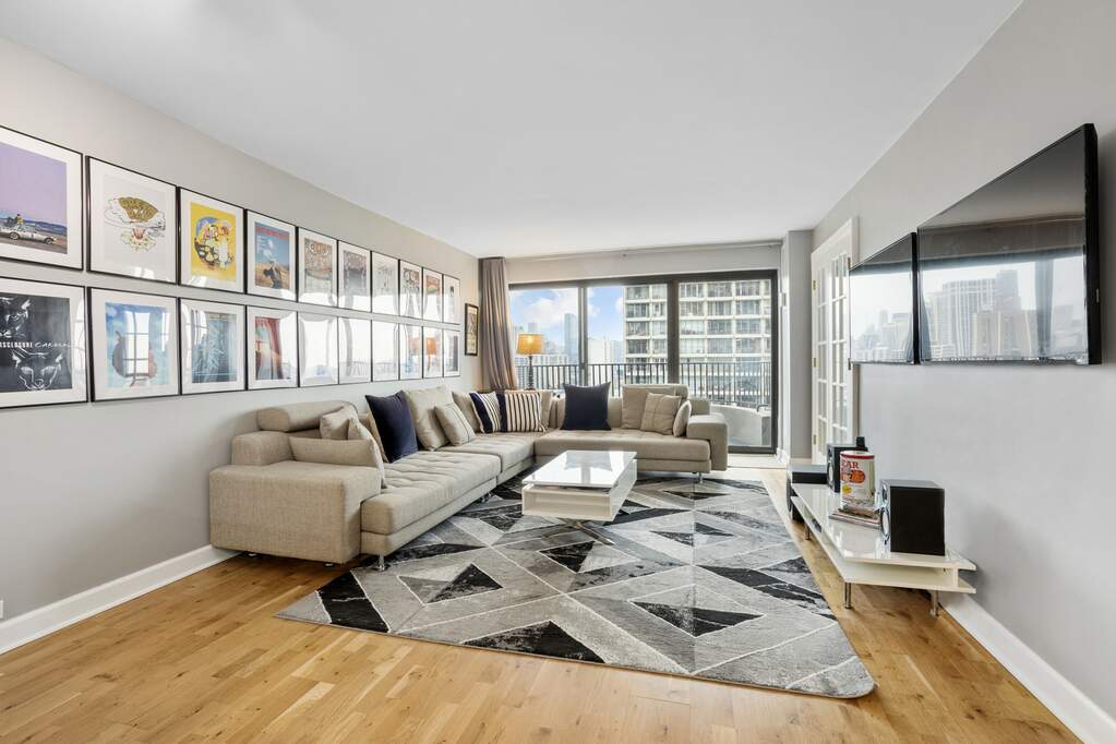 2020 N Lincoln Park West 23J, Chicago, IL 60614 MLS 11734541 properties Chicagoland