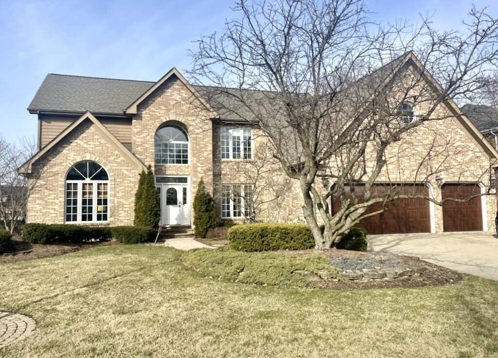 6144 Willowood Lane, Willowbrook, IL 60527 MLS 11735148