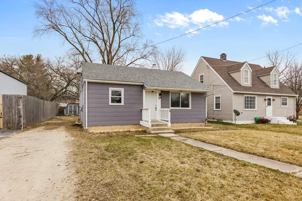 117 S River Road, North Aurora, IL 60542 MLS 11740662 properties