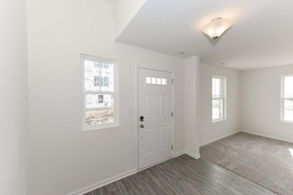 1040 E Oakton Street, Des Plaines, IL 60018 MLS 11741942