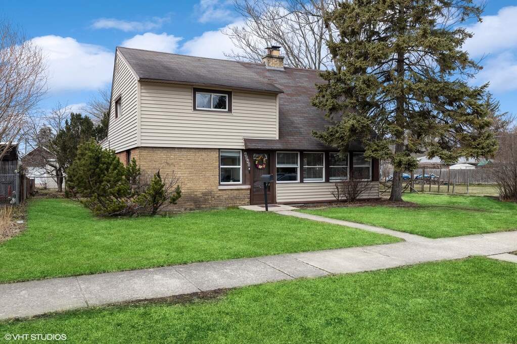 4048 Fern Avenue, Lyons, IL 60534 MLS 11742411 properties Chicagoland