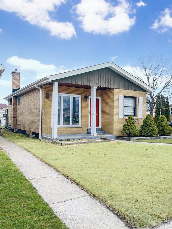 3747 East Avenue, Berwyn, IL 60402 MLS 11743067 properties