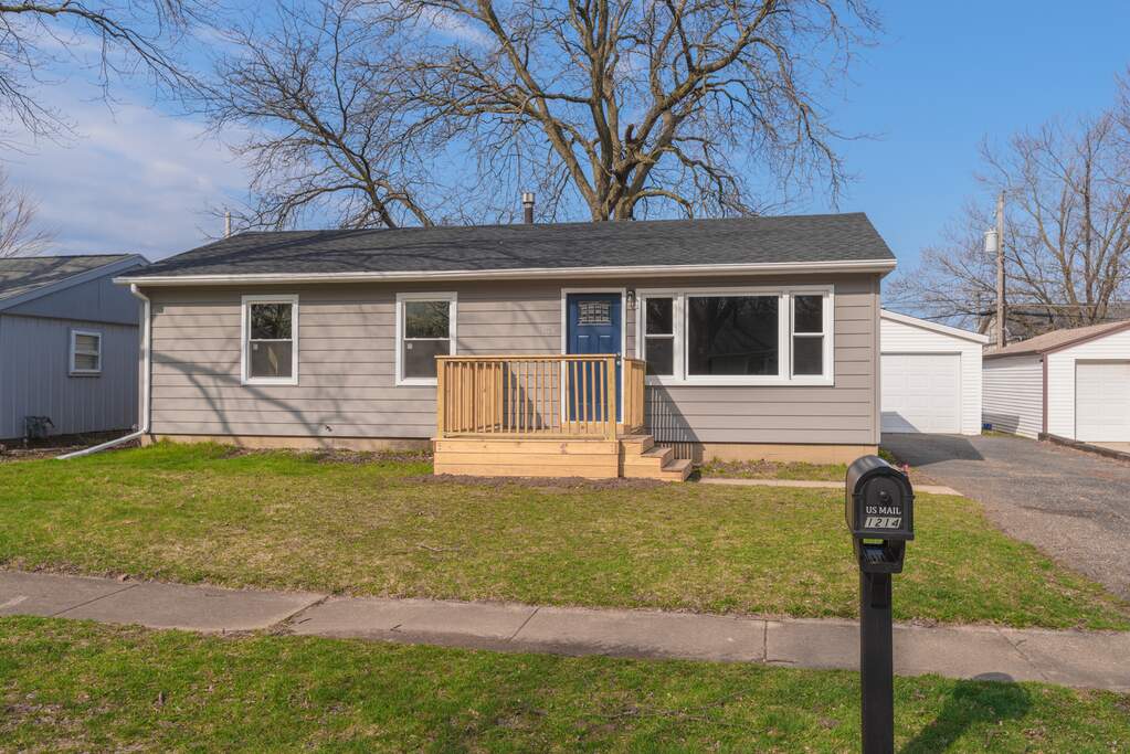 1214 Mount Vernon Drive, Bloomington, IL 61704 MLS 11752981