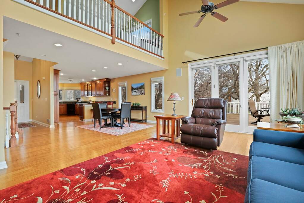 33059 N Stone Manor Drive, Grayslake, IL 60030 MLS 11753641