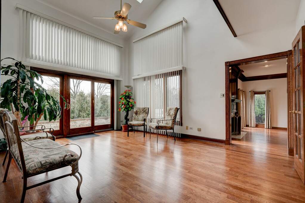 115 Livery Circle, Oak Brook, IL 60523 MLS 11754293 properties