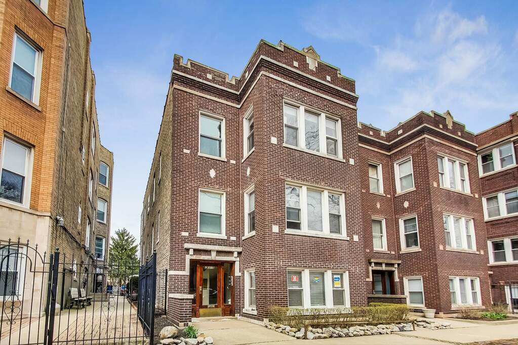 2316 W Huron Street, Chicago, IL 60612 MLS 11759014 properties