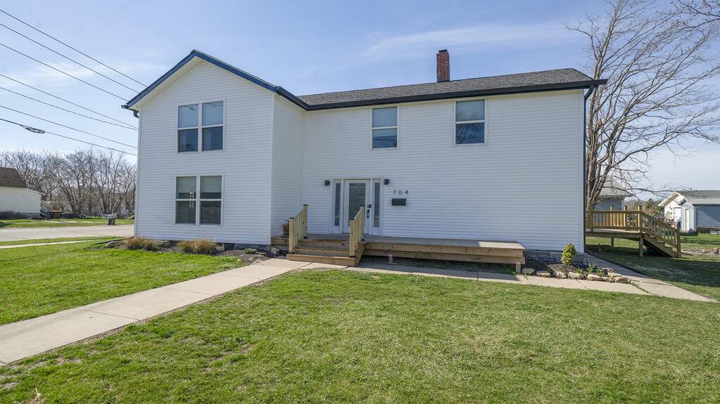 704 E Pleasant Street, Belvidere, IL 61008 MLS 11759137