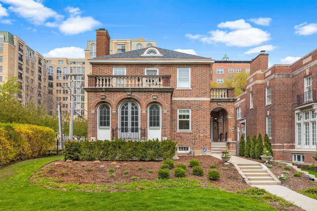 1616 Judson Avenue, Evanston, IL 60201 MLS 11759261 properties