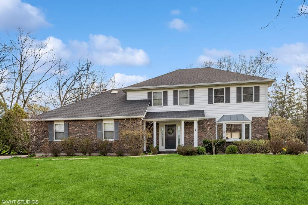 1137 Harlan Court, Lake Forest, IL 60045 MLS 11761325 properties