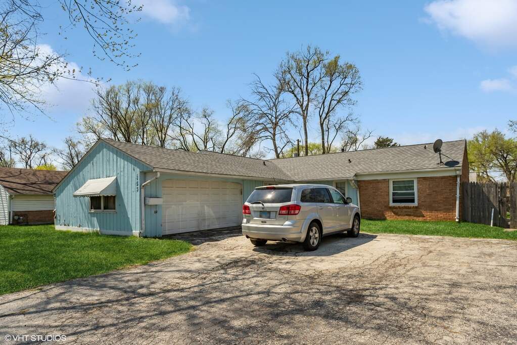 153 Lawton Lane, Bolingbrook, IL 60440 MLS 11761590 properties