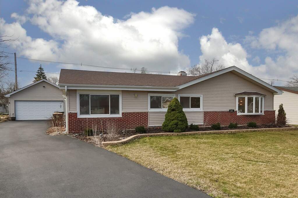 445 Bode Road, Hoffman Estates, IL 60169 MLS 11761879 properties