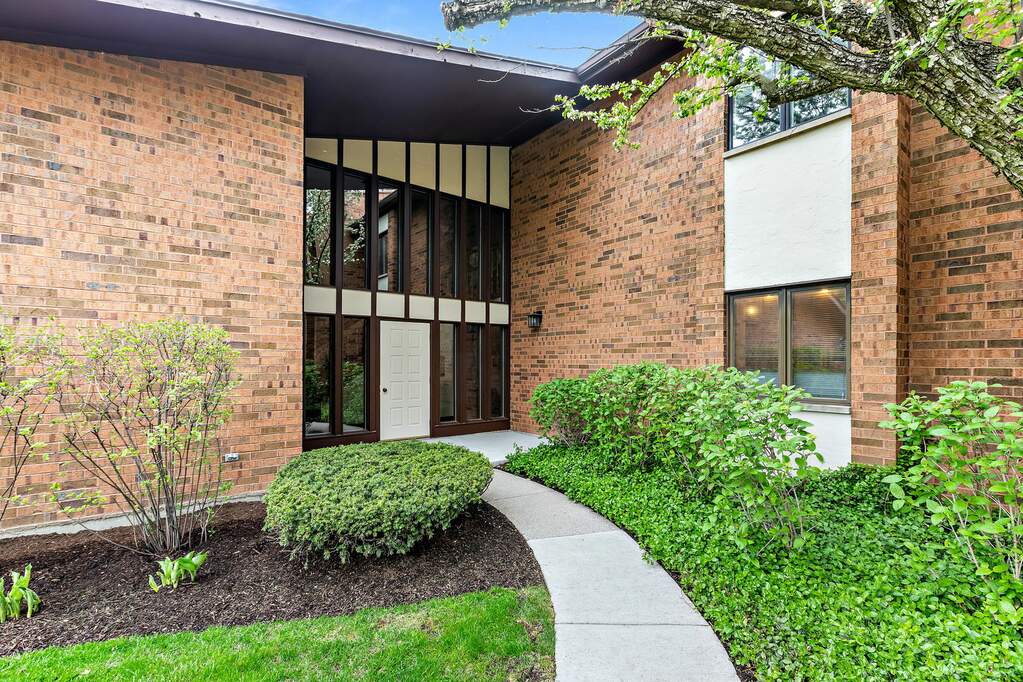 1057 Deerfield Place 1057, Highland Park, IL 60035 MLS 11763291