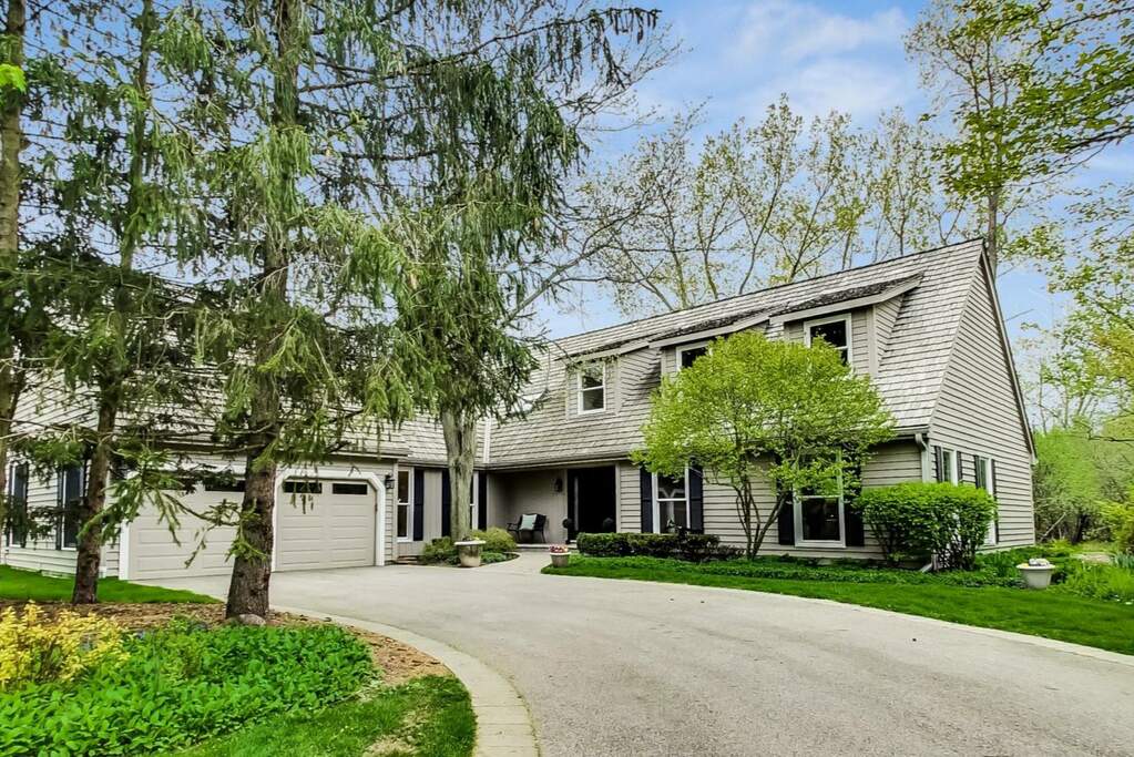 322 Rothbury Court, Lake Bluff, IL 60044 MLS 11766107 properties