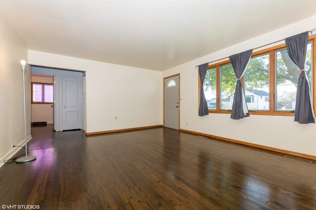 4708 W 128th Place, Alsip, IL 60803 MLS 11767596 properties