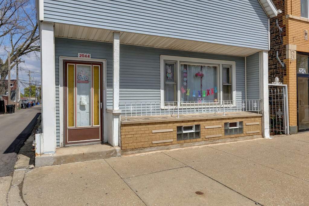 2044 W 51st Street, Chicago, IL 60609 MLS 11768590 properties