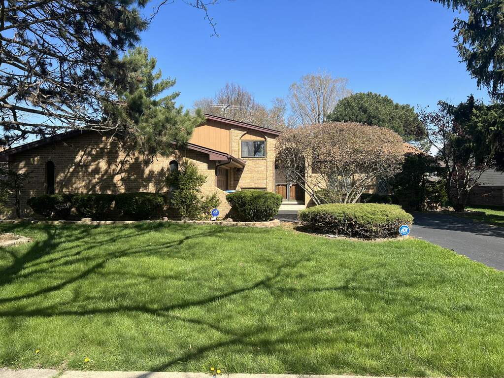 7113 Gold Grove Place, Darien, IL 60561 MLS 11771023 properties