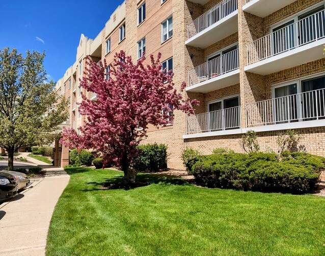 2240 S Grace Street 403, Lombard, IL 60148 MLS 11774541