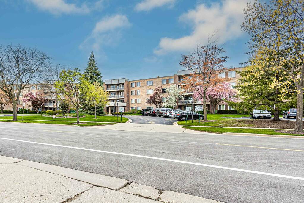 900 E Wilmette Road 414, Palatine, IL 60074 MLS 11774787