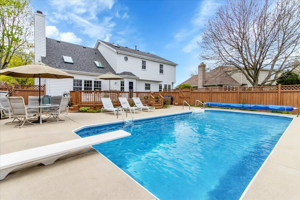 76 Red Fox Run, Montgomery, IL 60538 MLS 11774969 properties