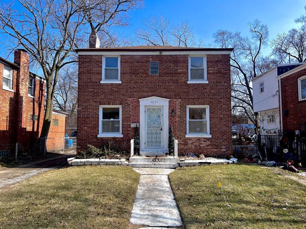 9837 S Bensley Avenue, Chicago, IL 60617 MLS 11778685 properties