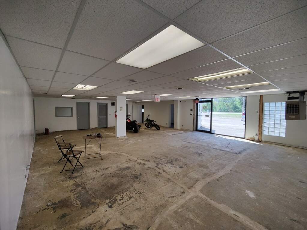 4450 Bull Valley Road, Mchenry, IL 60050 MLS 11780343 properties