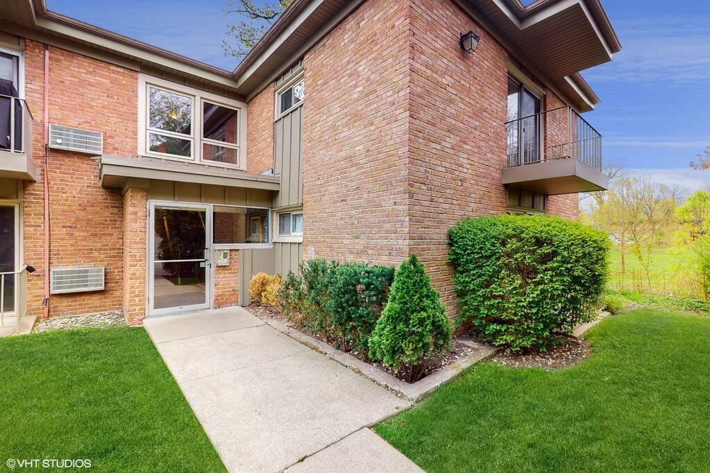 400 Green Bay Road 208, Glencoe, IL 60022 MLS 11780592