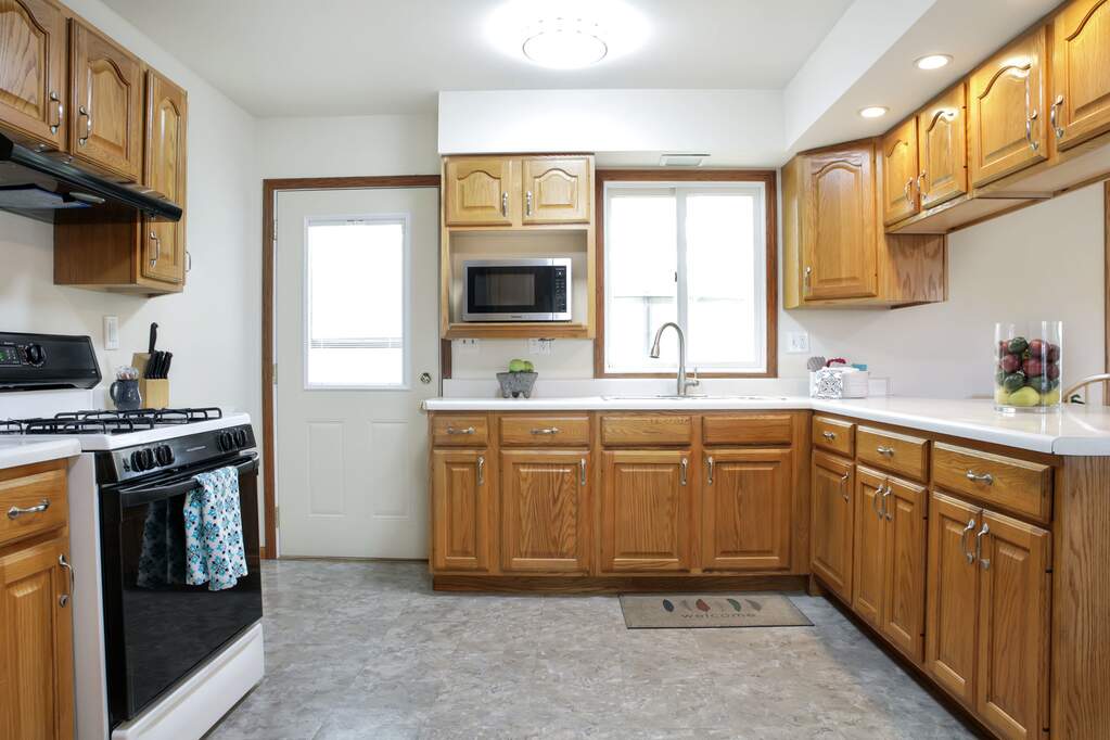 39343 N Evergreen Avenue, Beach Park, IL 60087 MLS 11780923