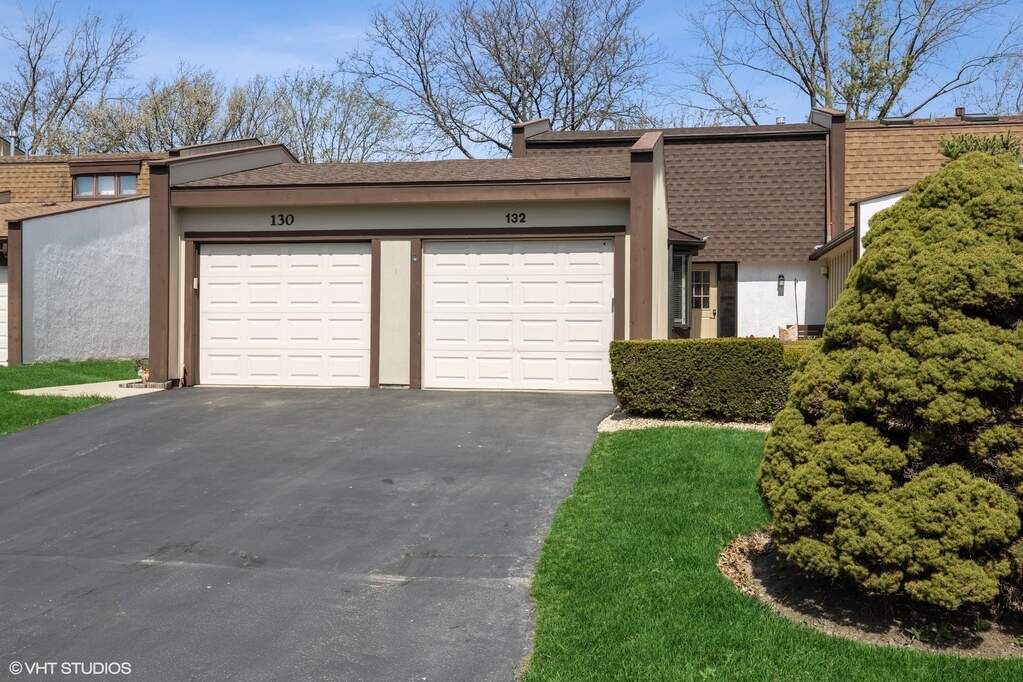 132 Cascade Drive, Indian Head Park, IL 60525 MLS 11783572