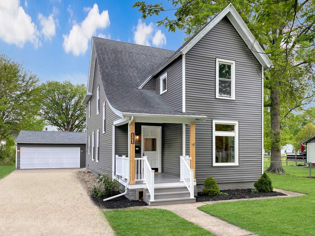 240 W Orleans Street, Paxton, IL 60957 MLS 11783942 properties