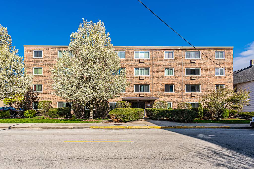 477 Graceland Avenue 1G, Des Plaines, IL 60016 MLS 11787435