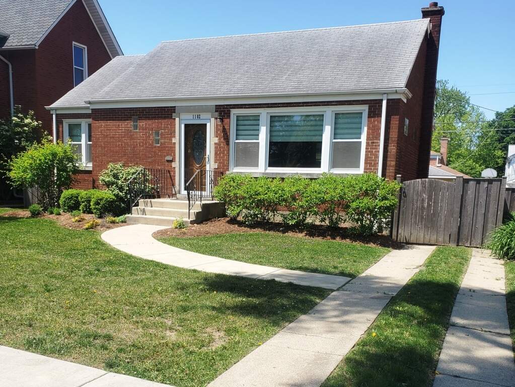 1102 Canfield Road, Park Ridge, IL 60068 MLS 11787678 properties