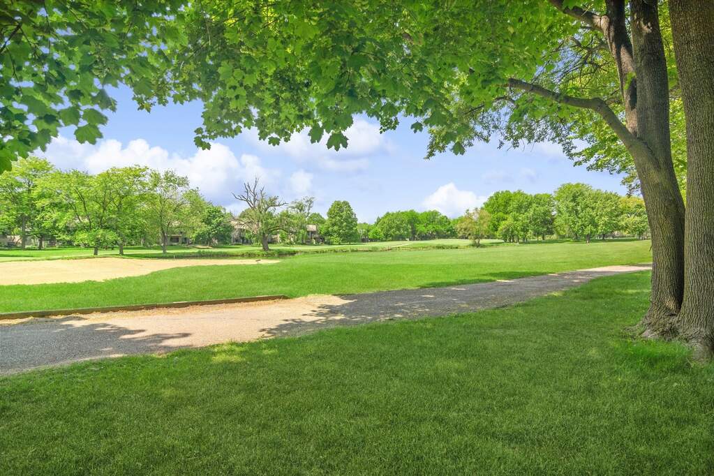 316 Shoreline Road, Lake Barrington, IL 60010 MLS 11787761