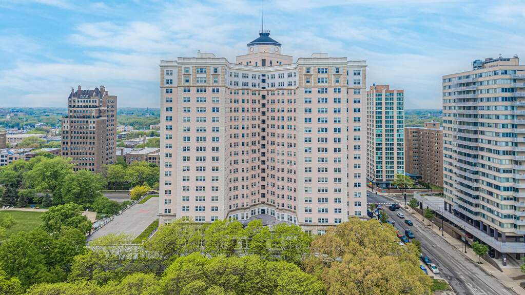 5555 N Sheridan Road 223, Chicago, IL 60640 MLS 11788297