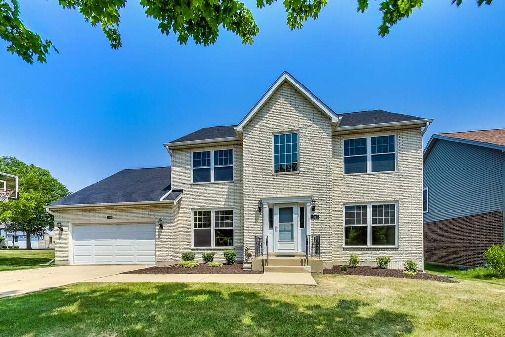 1843 N Wilson Place, Arlington Heights, IL 60004 MLS 11789052