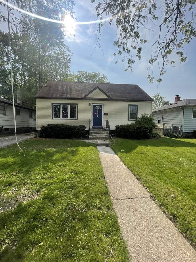 18018 Park Avenue, Lansing, IL 60438 MLS 11789201 properties Chicagoland