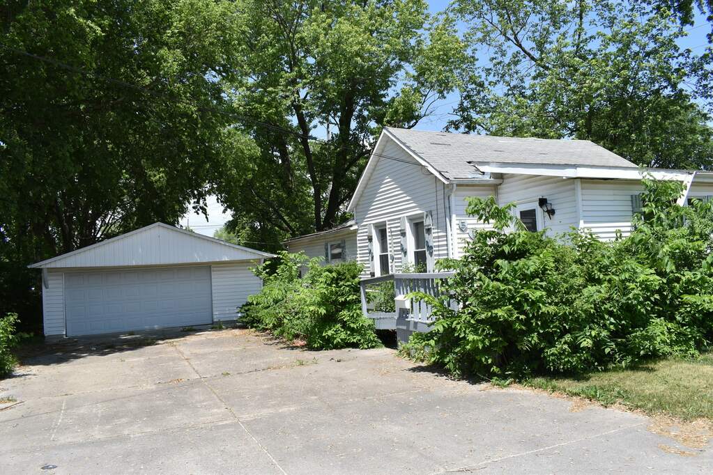 519 E Chestnut Street, Pontiac, IL 61764 MLS 11789401 properties