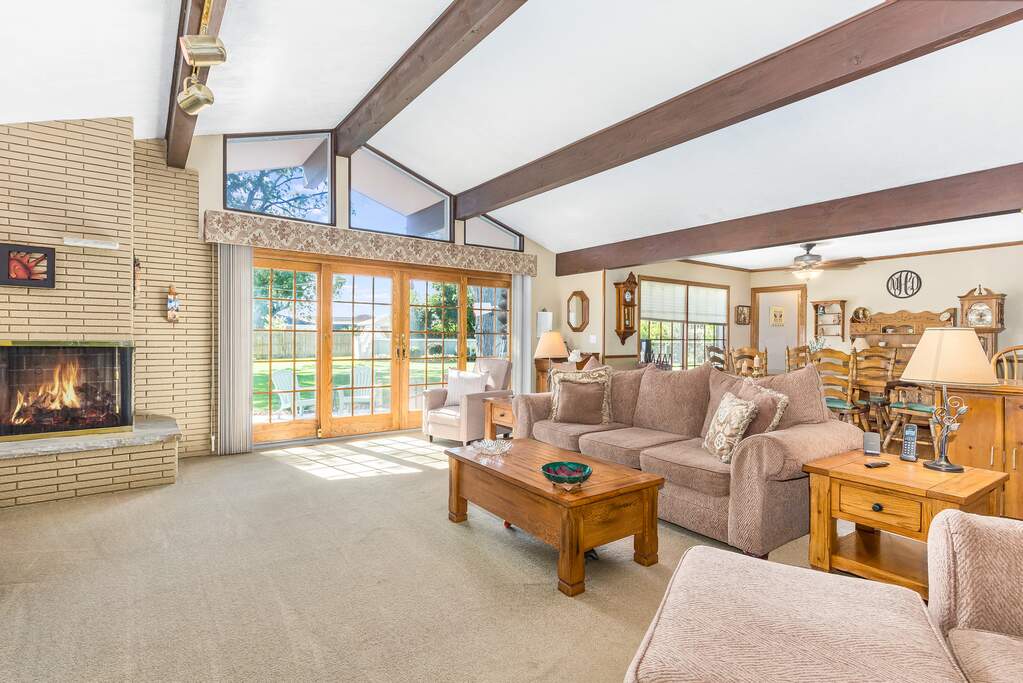 593 E Capri Drive, Palatine, IL 60074 MLS 11793270 properties