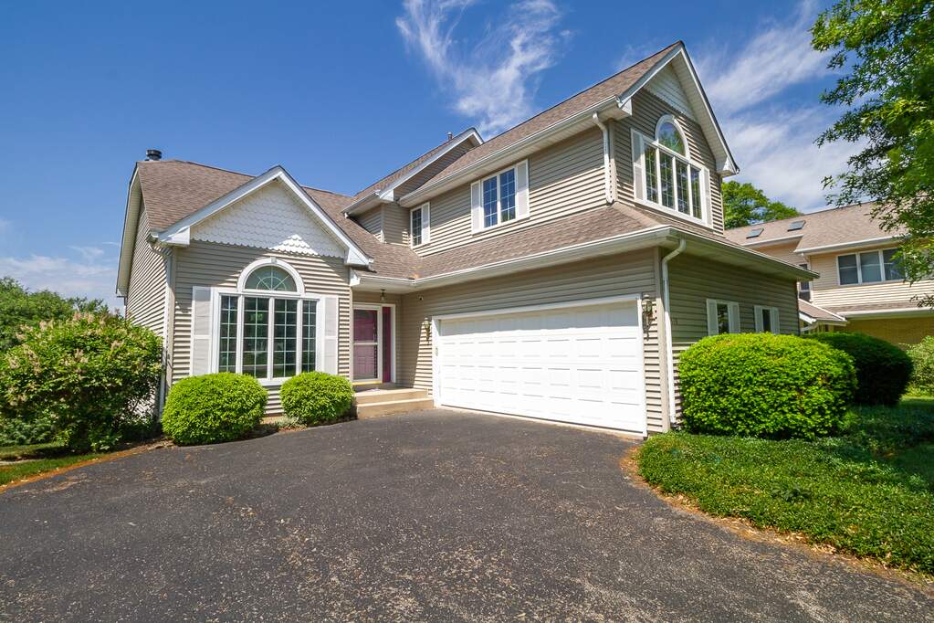 1519 Lake Holiday Drive, Lake Holiday, IL 60548 MLS 11796477